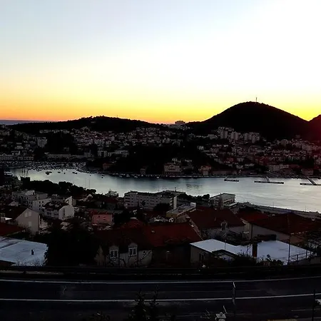 Πανσιόν Perica 3*